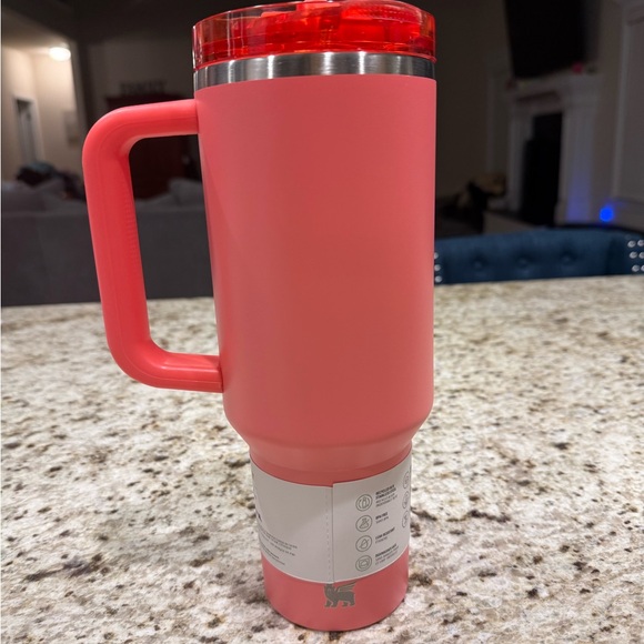 Stanley Coral Quencher Tumbler with Handle - Picture 2 of 3